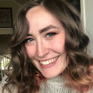 Meet your Posher, Abby